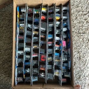 COPY - 70 unopened Hotwheels